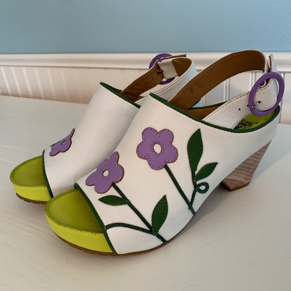 John Fluvog Sandals size 8.5